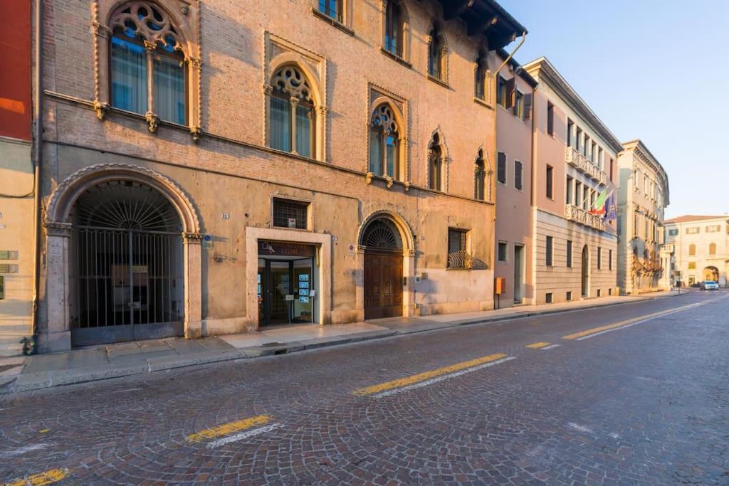 Magnificent 1800 In The Heart Of Verona Exterior foto