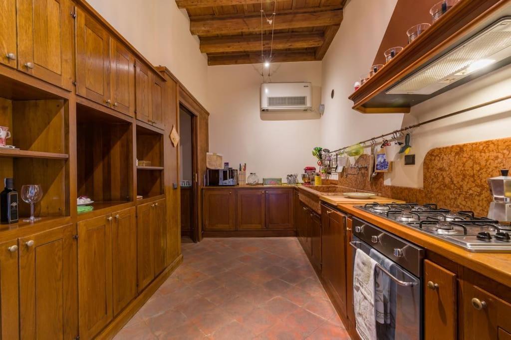 Magnificent 1800 In The Heart Of Verona Exterior foto