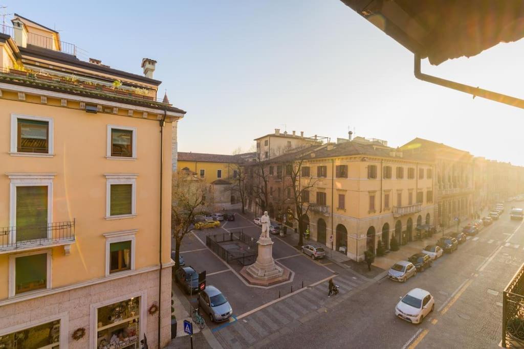 Magnificent 1800 In The Heart Of Verona Exterior foto